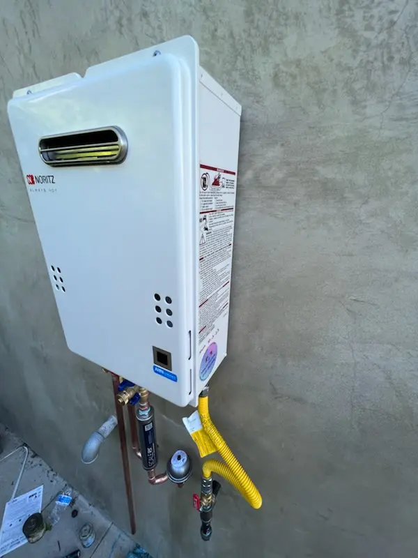 Tankless water heater installation for Gillespie homes